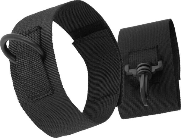 Manette in nylon Darkness del marchio Darkness Bondage