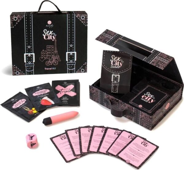 Kit da viaggio Secret Play Sex in the City con le carte, il bullet vibrante, il dado kamasutra e le bustine monodose