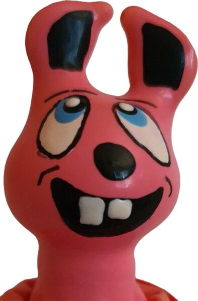 Preservativo scherzoso Condomerie Laughing Pink Hare con una lepre rosa dipinta a mano