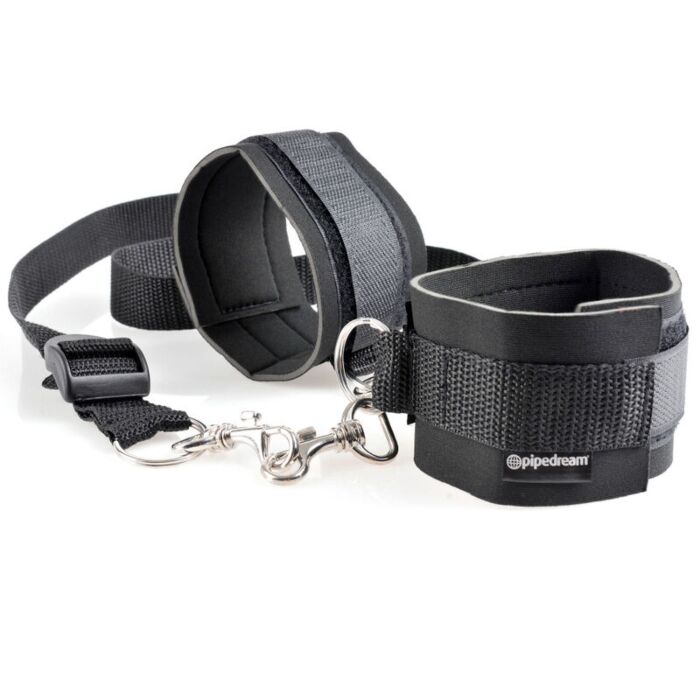 Set Bondage Pipedreams Fetish Fantasy con ataduras regolabili